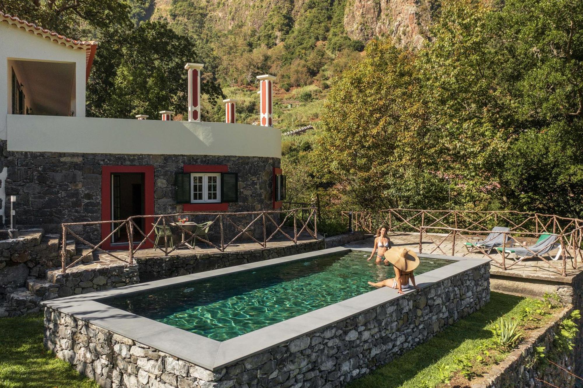 Casas Do Lanco By An Island Apart Sao Vicente  Exterior photo
